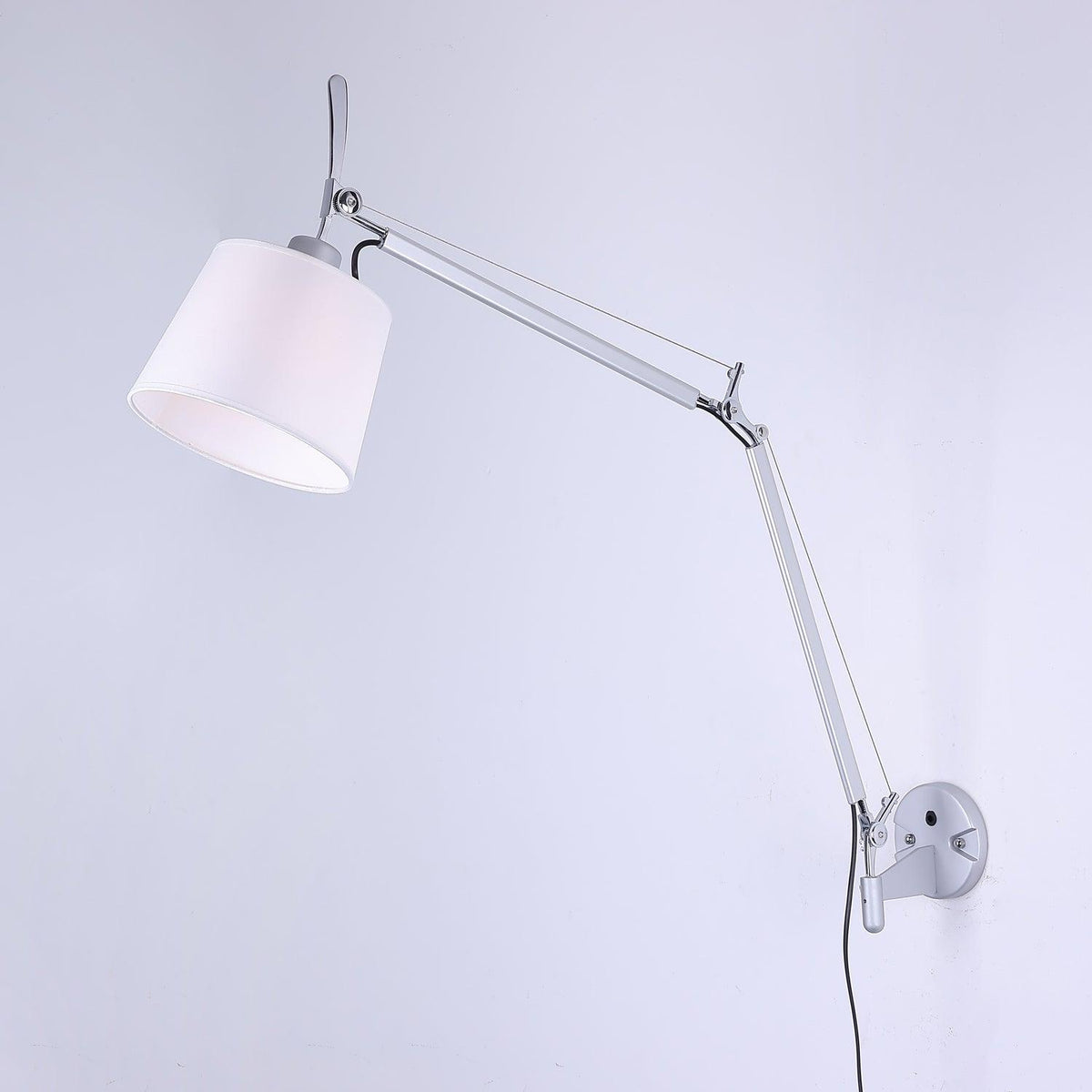 Elvinir Rocker Moderne wandlamp met stoffen kap