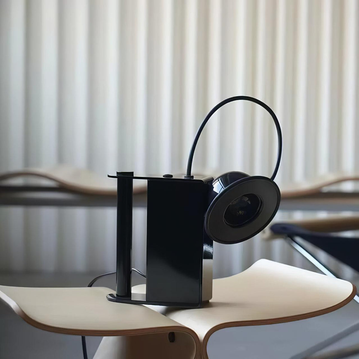 Clavon Futuristische tafellamp