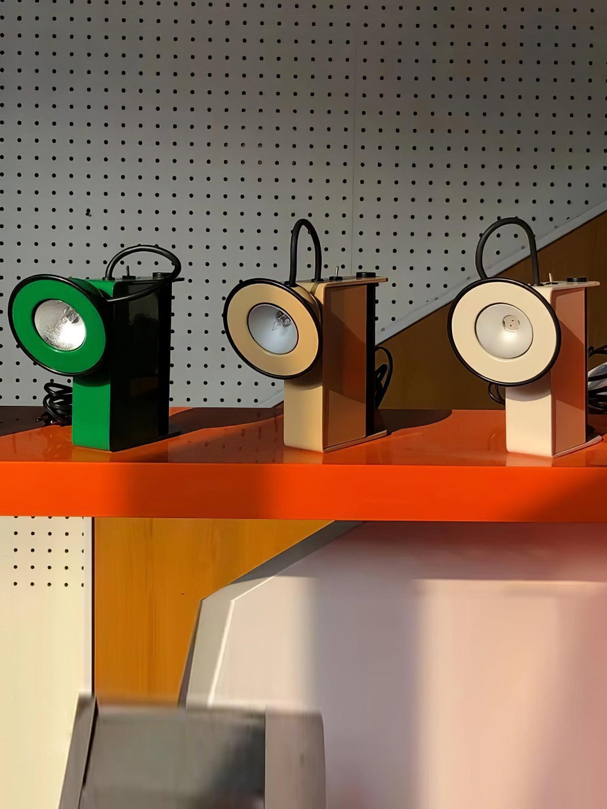 Clavon Futuristische tafellamp