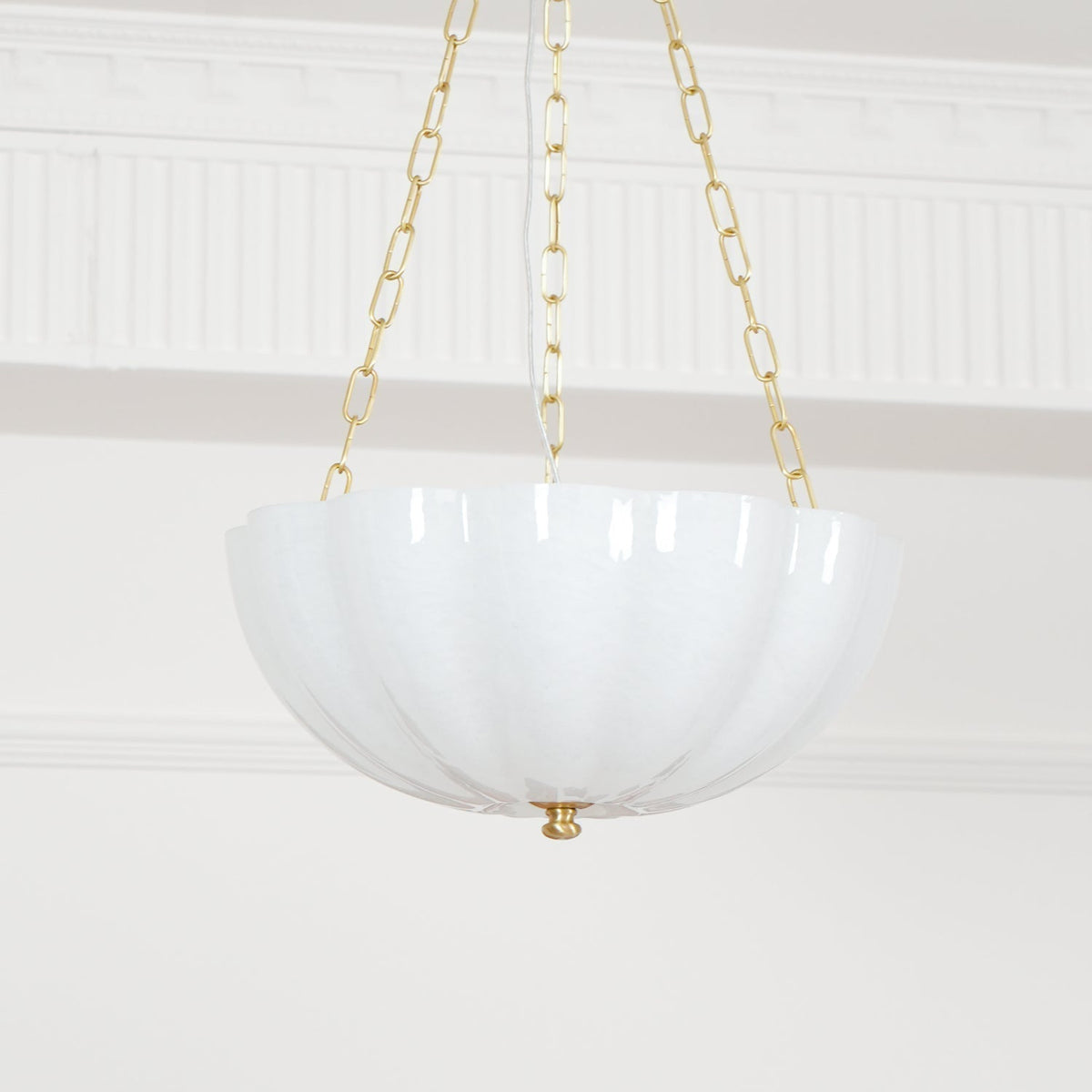 Voriq kroonluchter glazen kom messing ketting