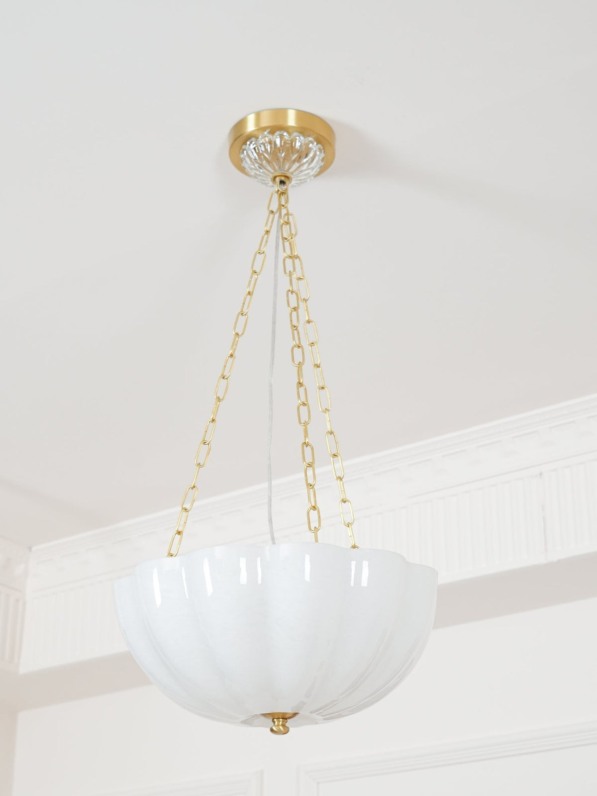 Voriq kroonluchter glazen kom messing ketting