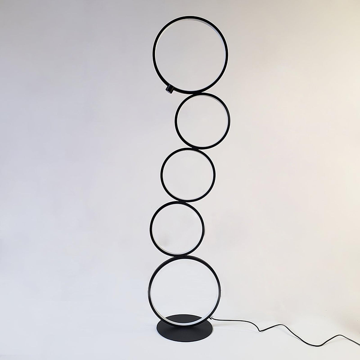 Noroaine vloerlamp