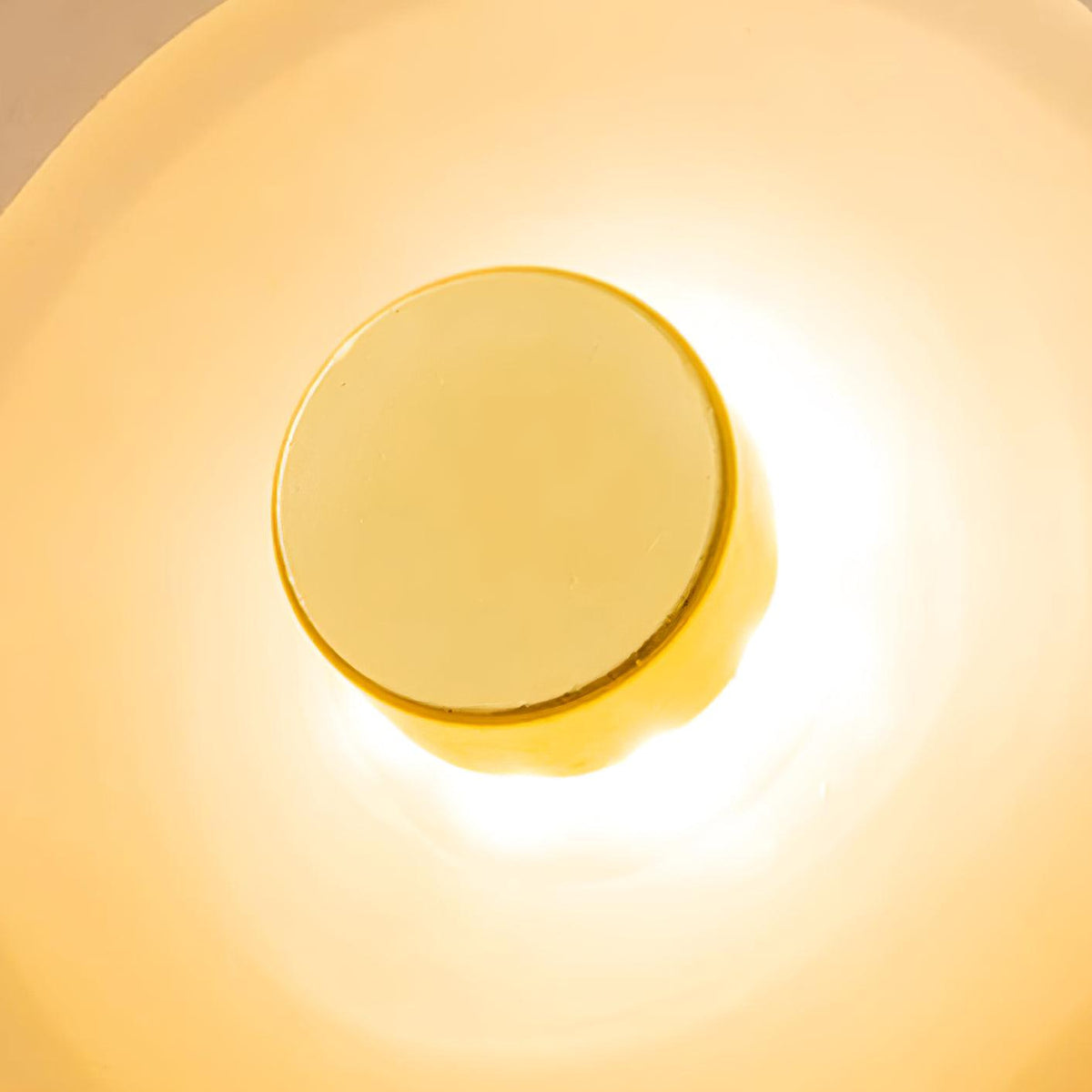 Kira wandlamp met amberkleurig glas