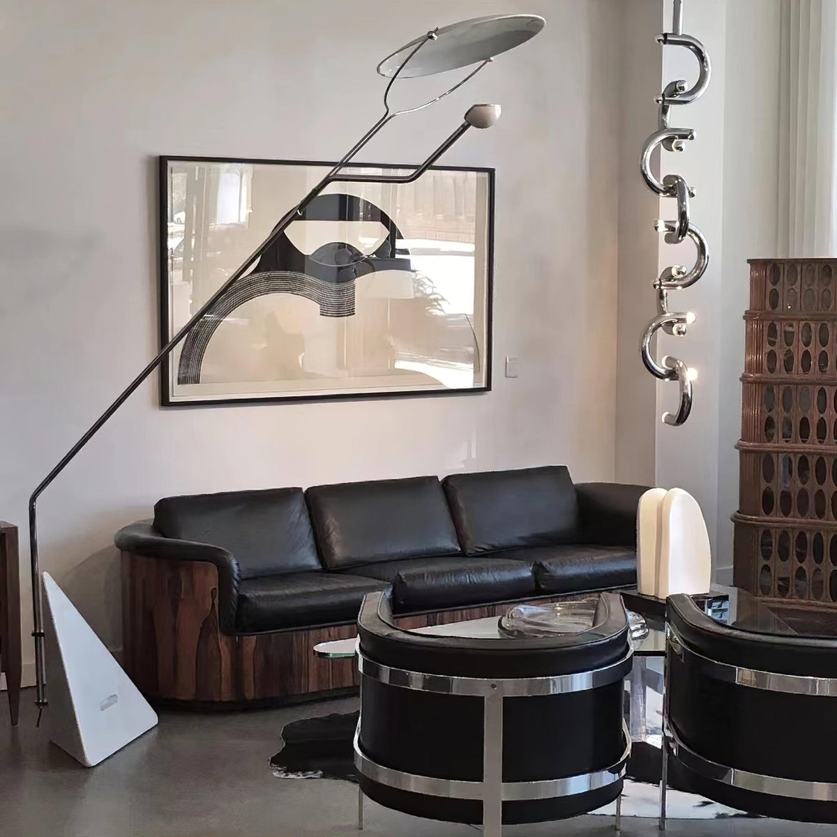Olvenel vloerlamp met sculpturale chroom marmer