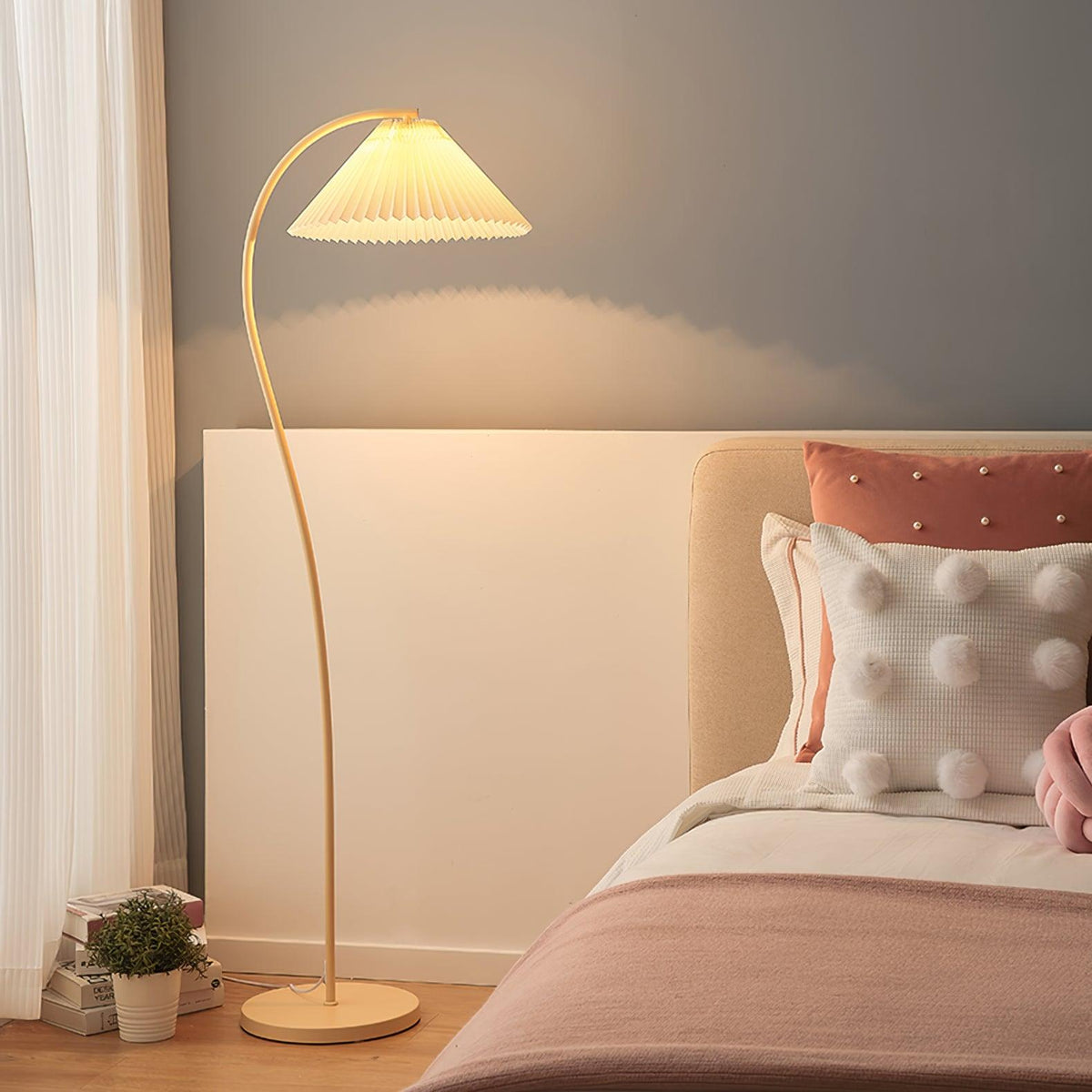 Mytalil Moderne vloerlamp met gebogen stoffen kap