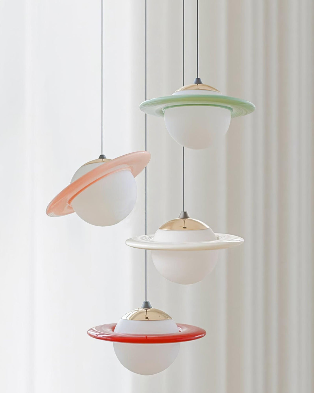 Nuvana hanglamp van glas en PC