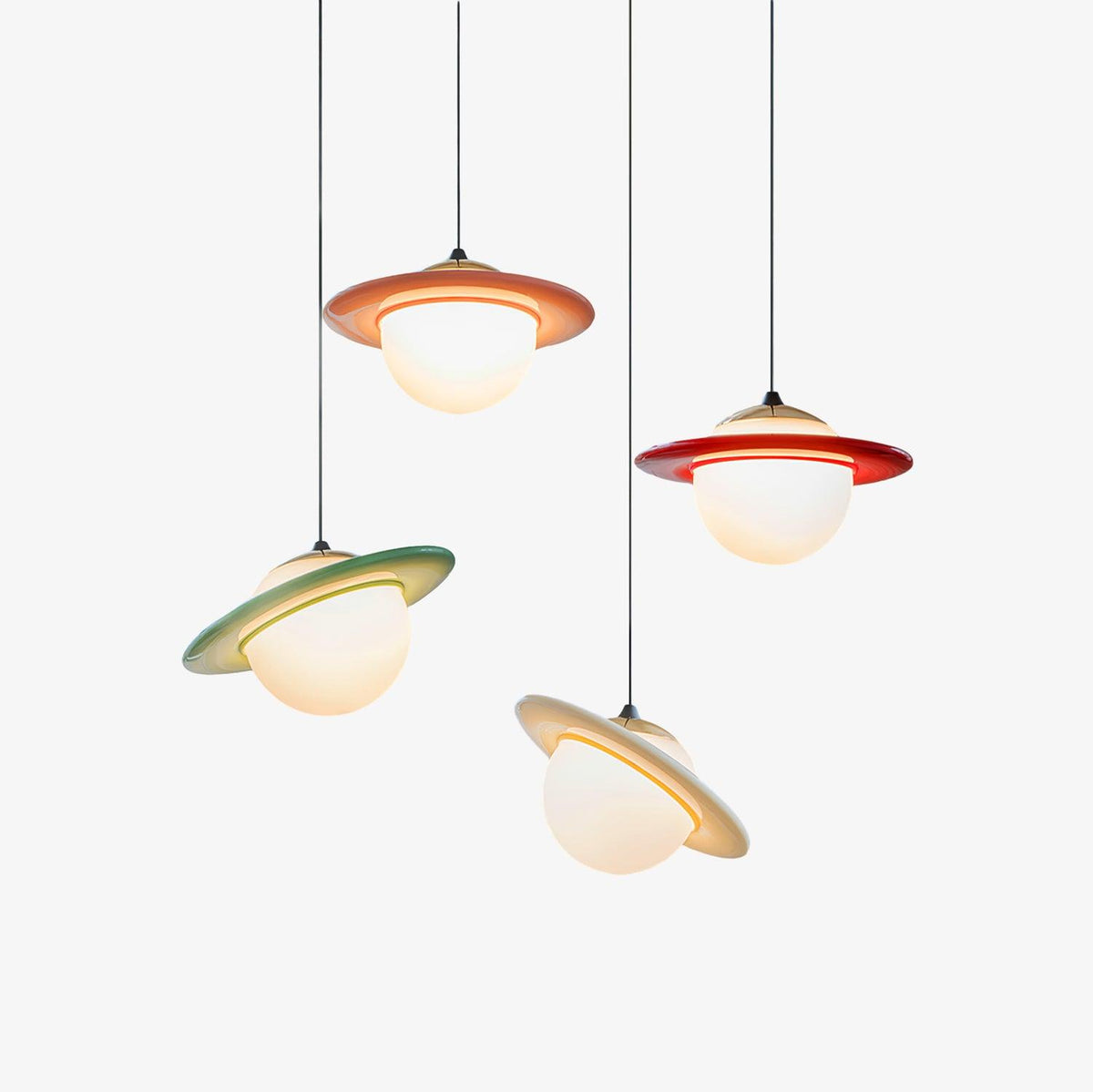 Nuvana hanglamp van glas en PC