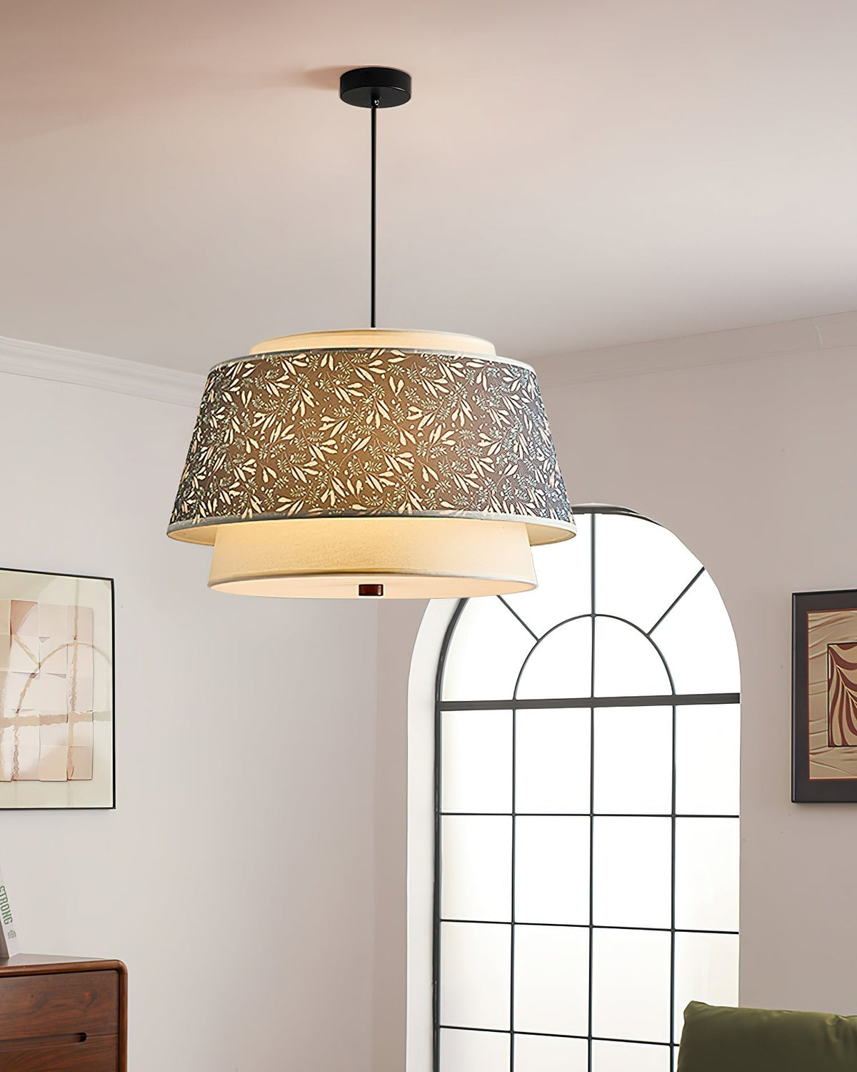 Sorarina hanglamp met blauwe bloemenstof en walnootlaag