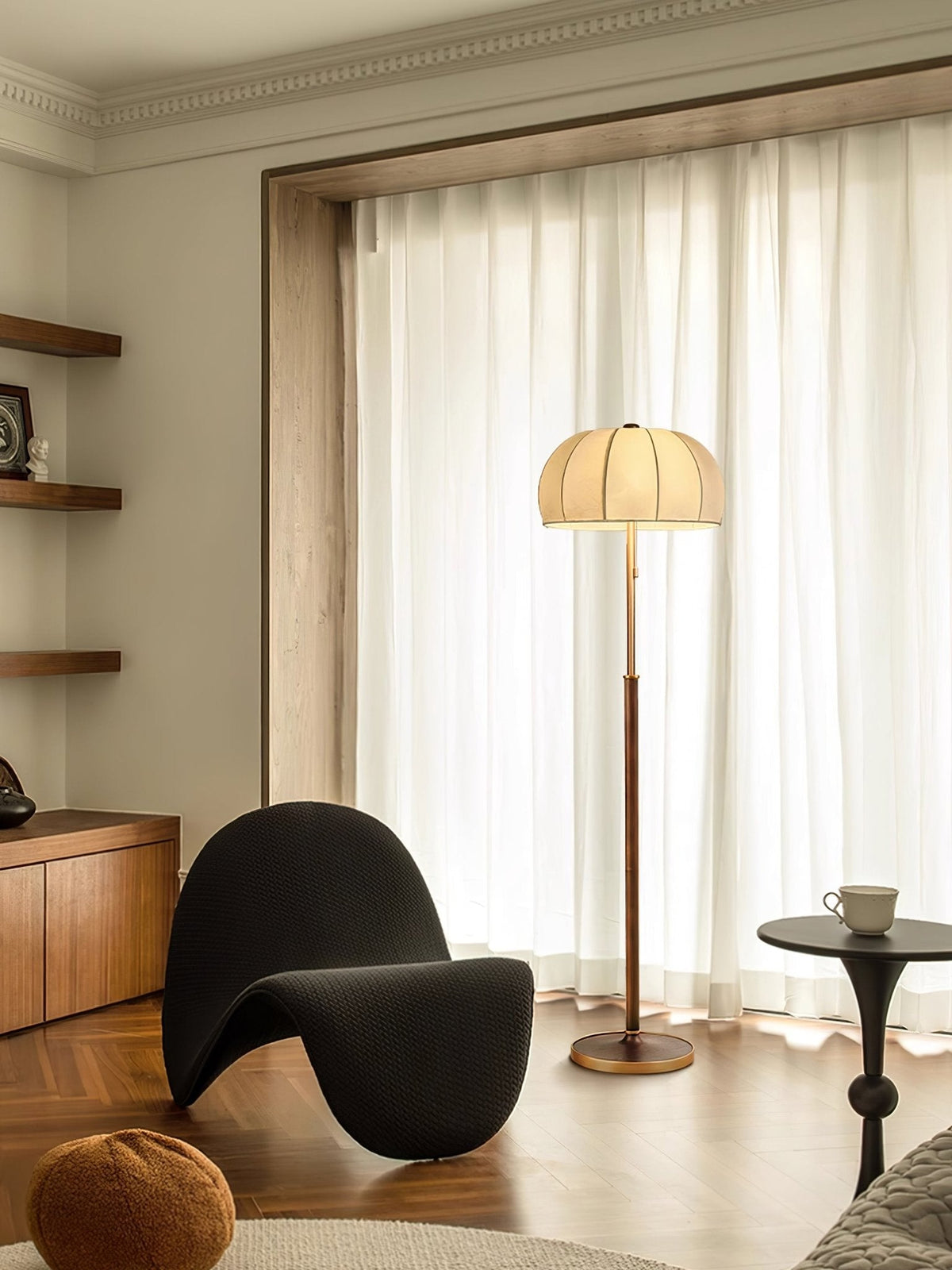 Cularo vloerlamp van stof en hout