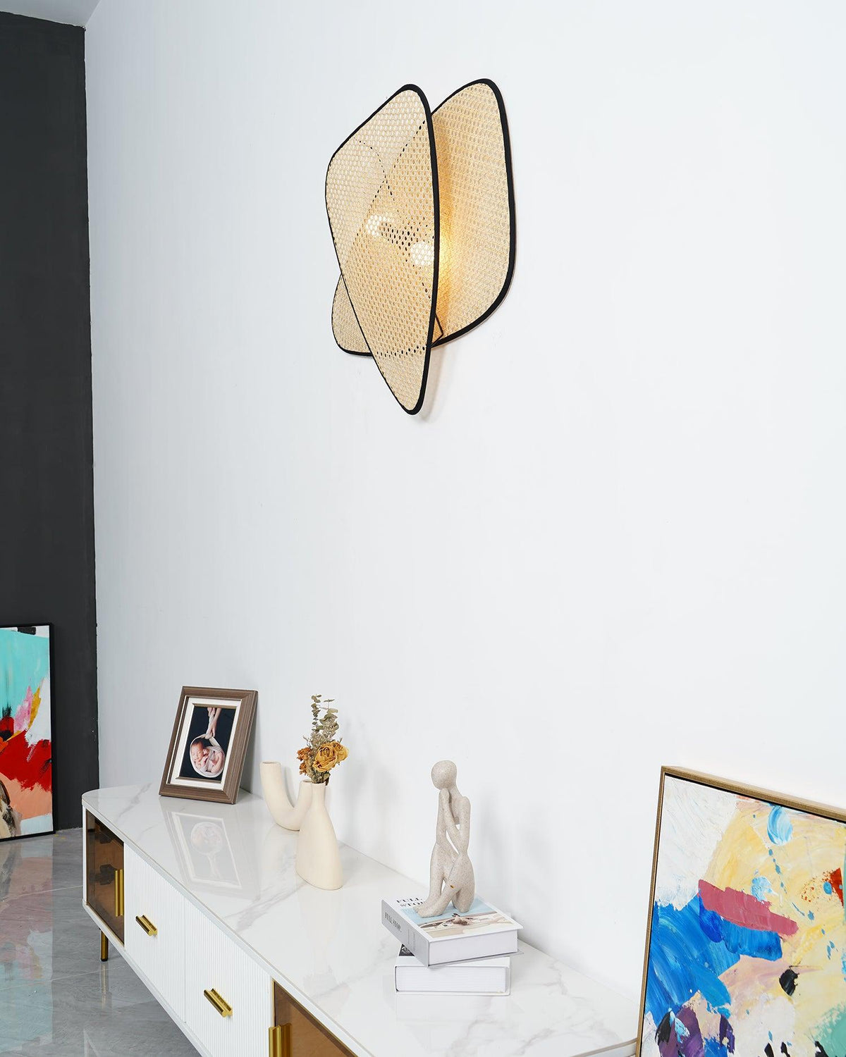 Caneira wandlamp met natuurlijke bamboe-ontwerp in cannage-stijl