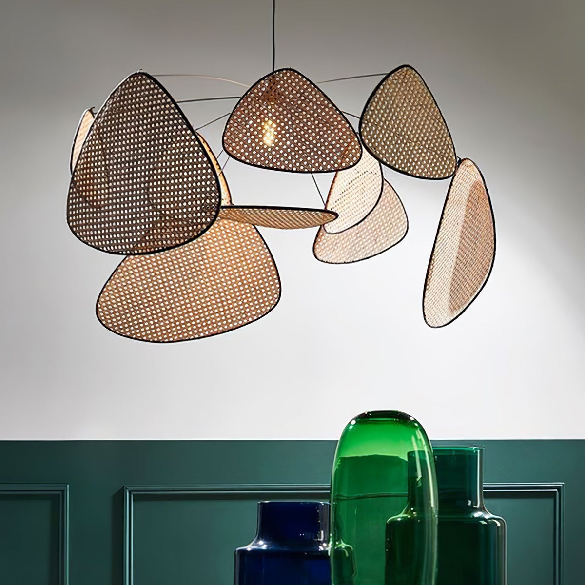 Ariinora hanglamp met rotan en swag industriële stijl