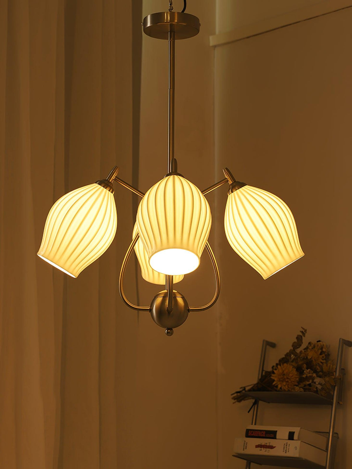 Pravin Kroonluchter keramiek Ribbed Sculptural glas Elegant