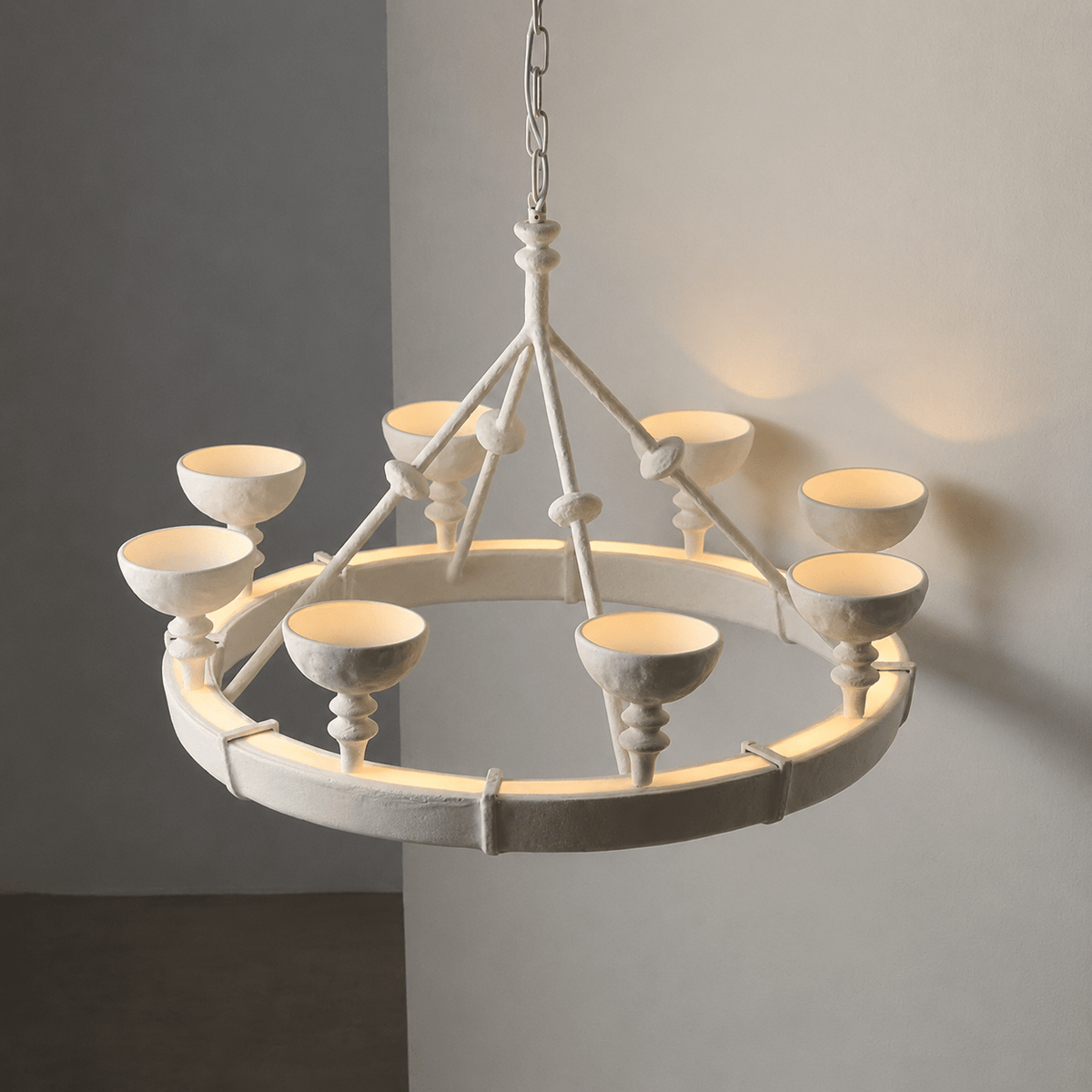 Sculptural kroonluchter van gips