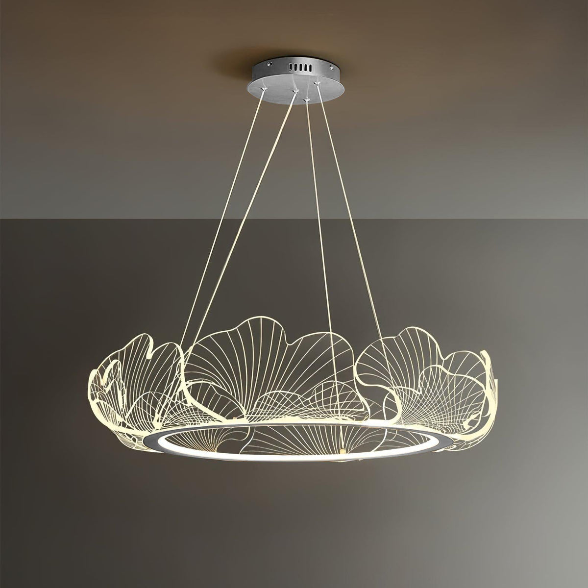 Lucisora hanglamp met mat acryl en bloemblaadring