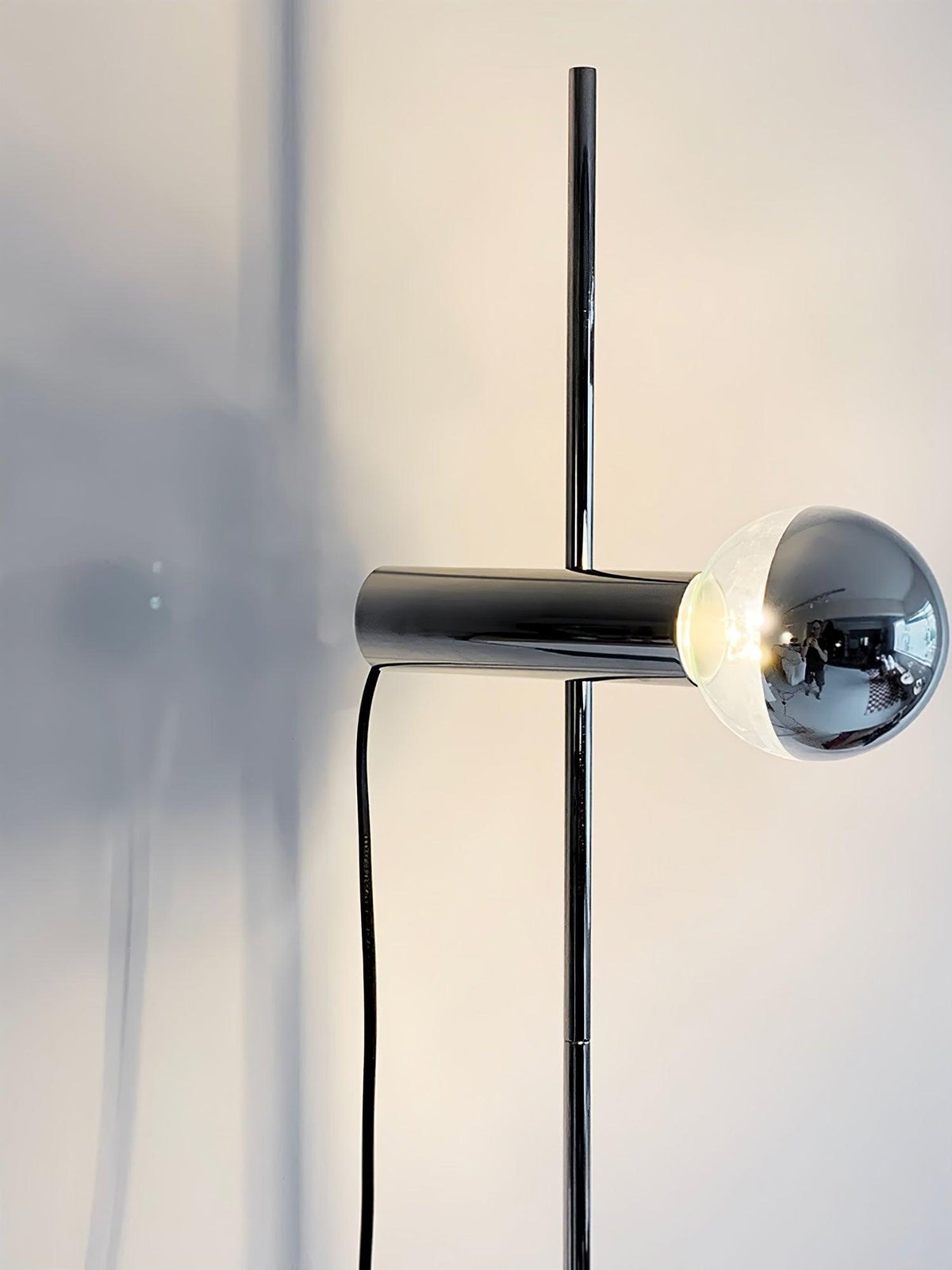 Orbital Industriële vloerlamp met marmeren voet