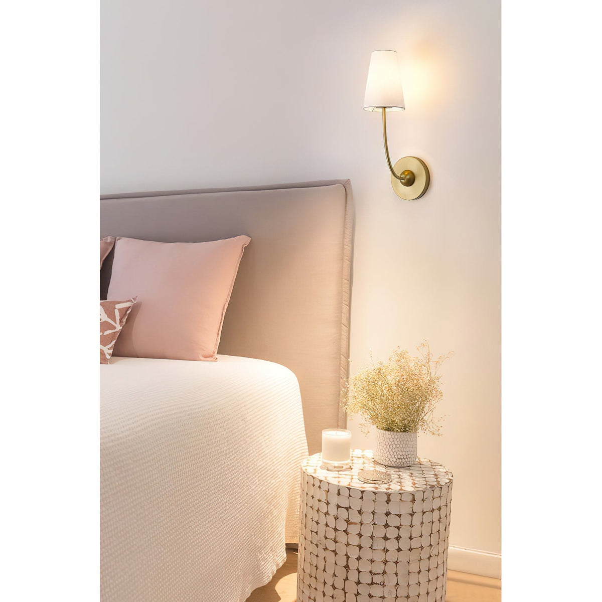 Miriviella wandlamp met stoffen kap