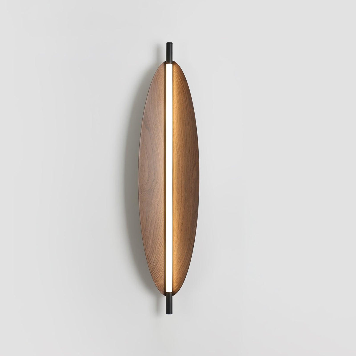 Orsoriel moderne minimalistische strakke wandlamp met walnoothout afwerking