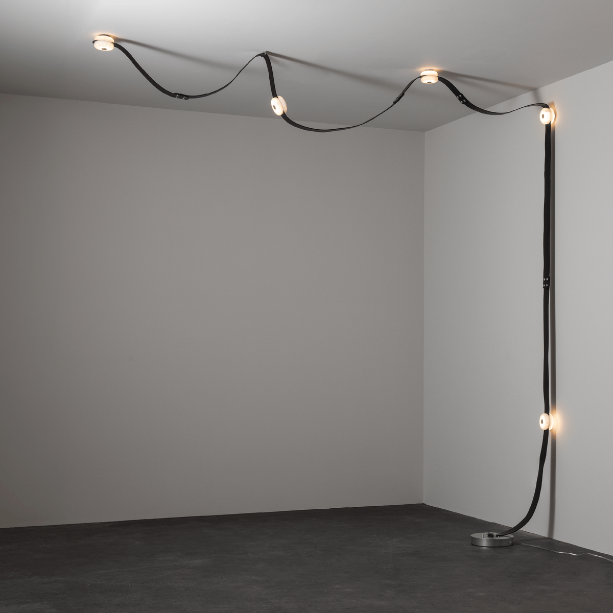 Seliine vloer-tot-plafondlamp