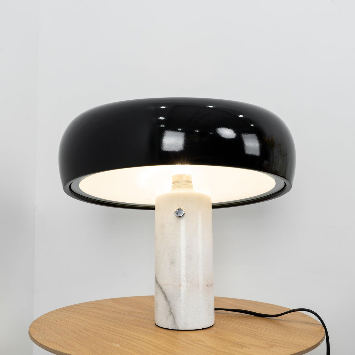 Nucleus marmeren tafellamp
