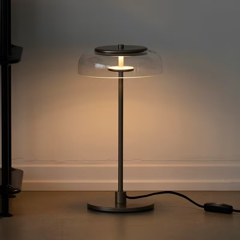 Rinelette tafellamp heldere glazen kap houten voet