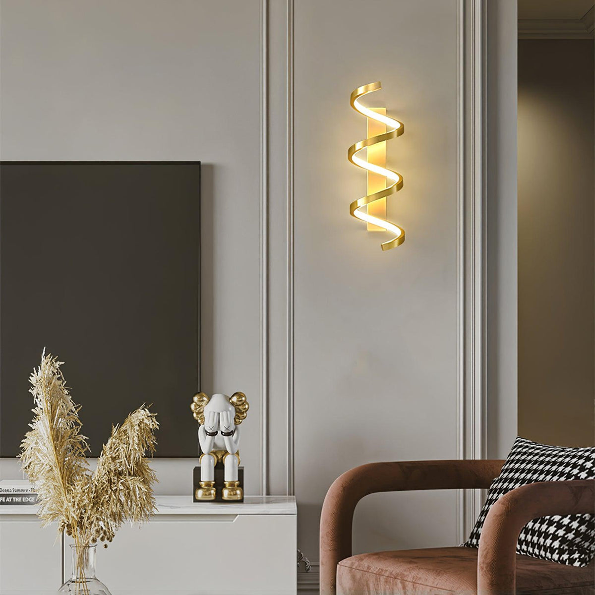 Asilion wandlamp met spiraal in Noordse kunststijl