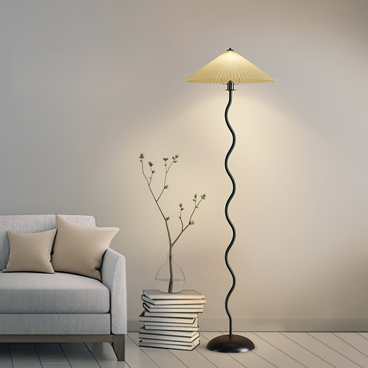Lioraven vloerlamp van textiel in minimalistisch ontwerp