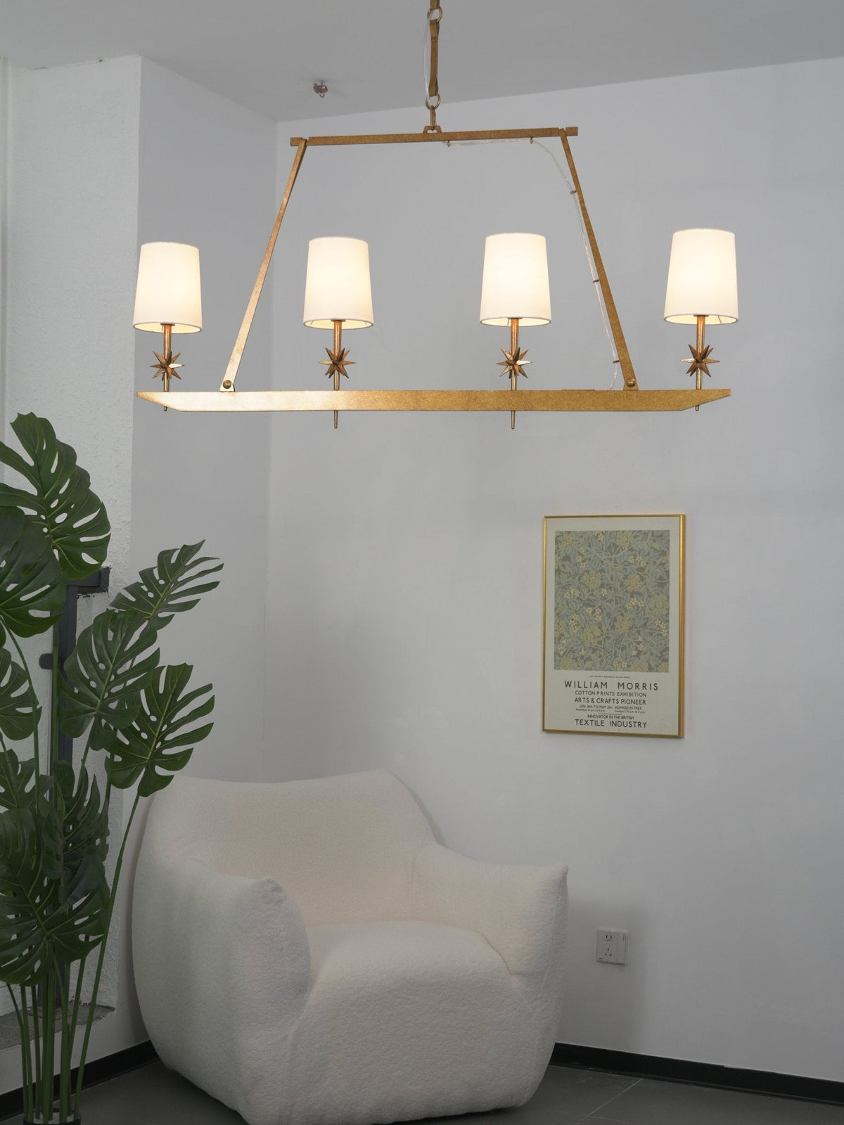 Lynve elegante kroonluchter met messing frame en steraccenten