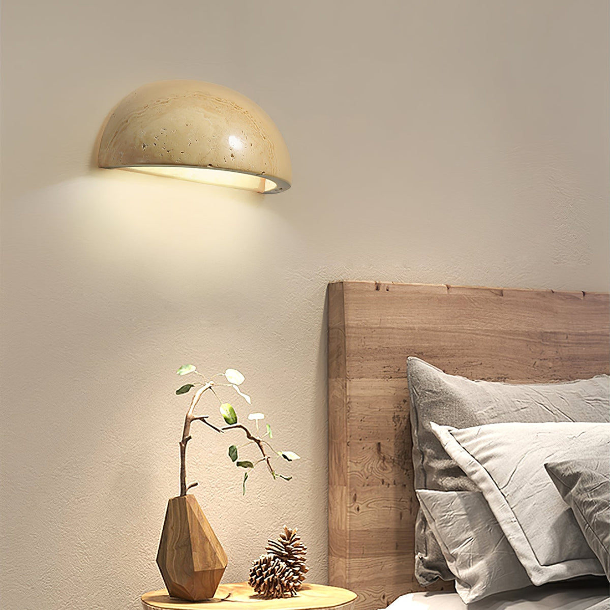 Vethayra Half-koepelvormige travertin wandlamp