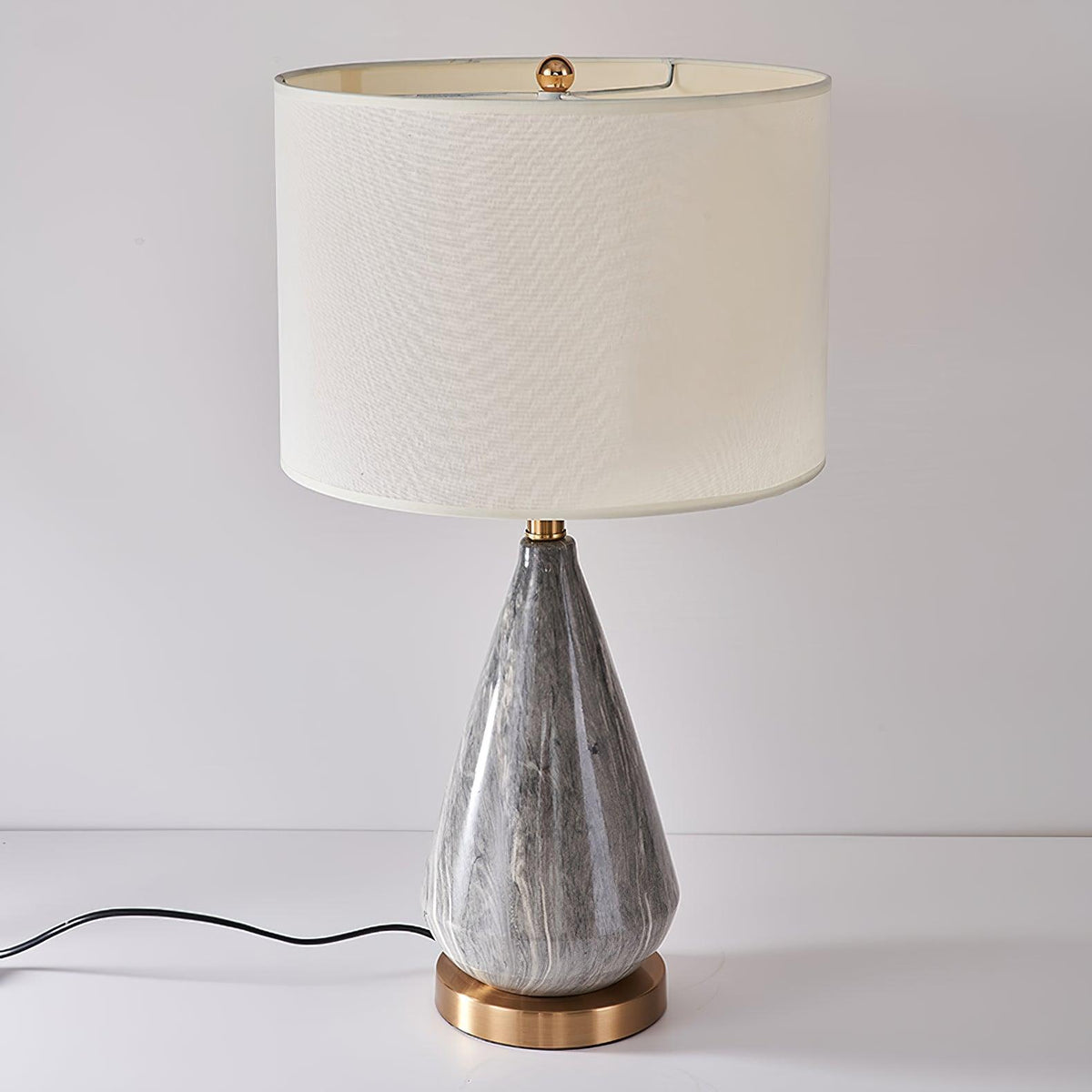 Elysian tafellamp in wit en zwart marmer