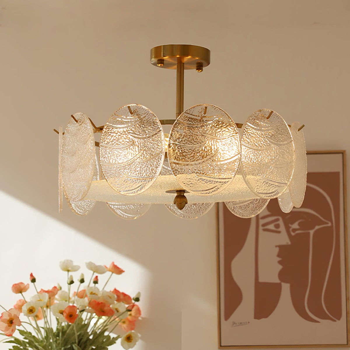 Velalaine plafondlamp van glas met afwerking en ribbelglas goudkleurig