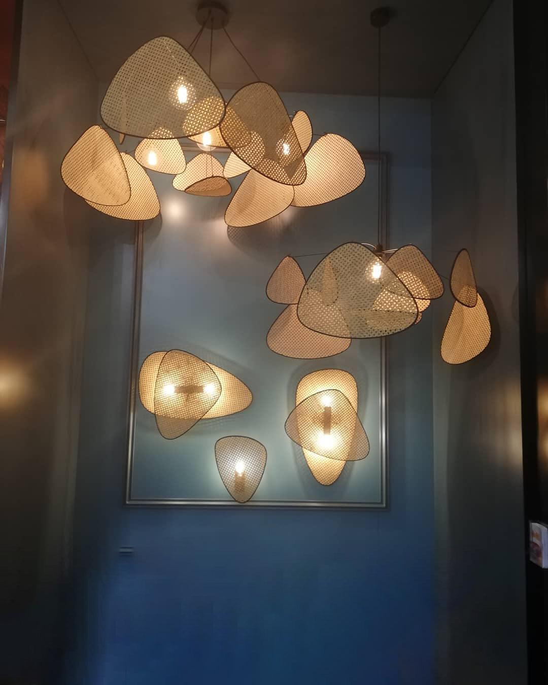 Ariinora hanglamp met rotan en swag industriële stijl