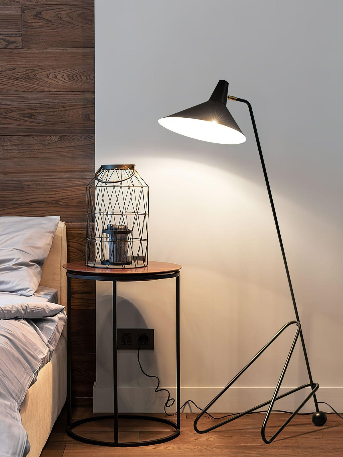 Caleleria Moderne vloerlamp in industriële stijl