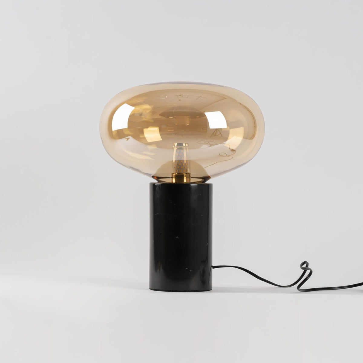 Rova Industriële tafellamp van marmer