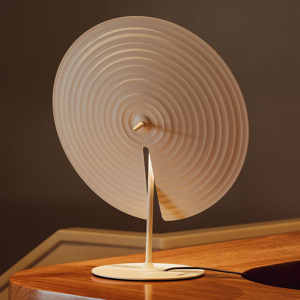 Vortex Moderne tafellamp van aluminium