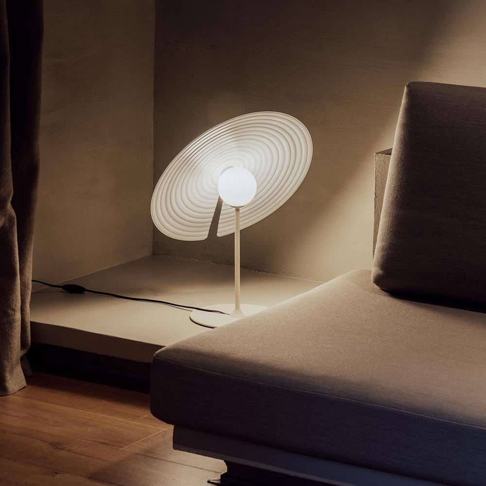 Vortex Moderne tafellamp van aluminium