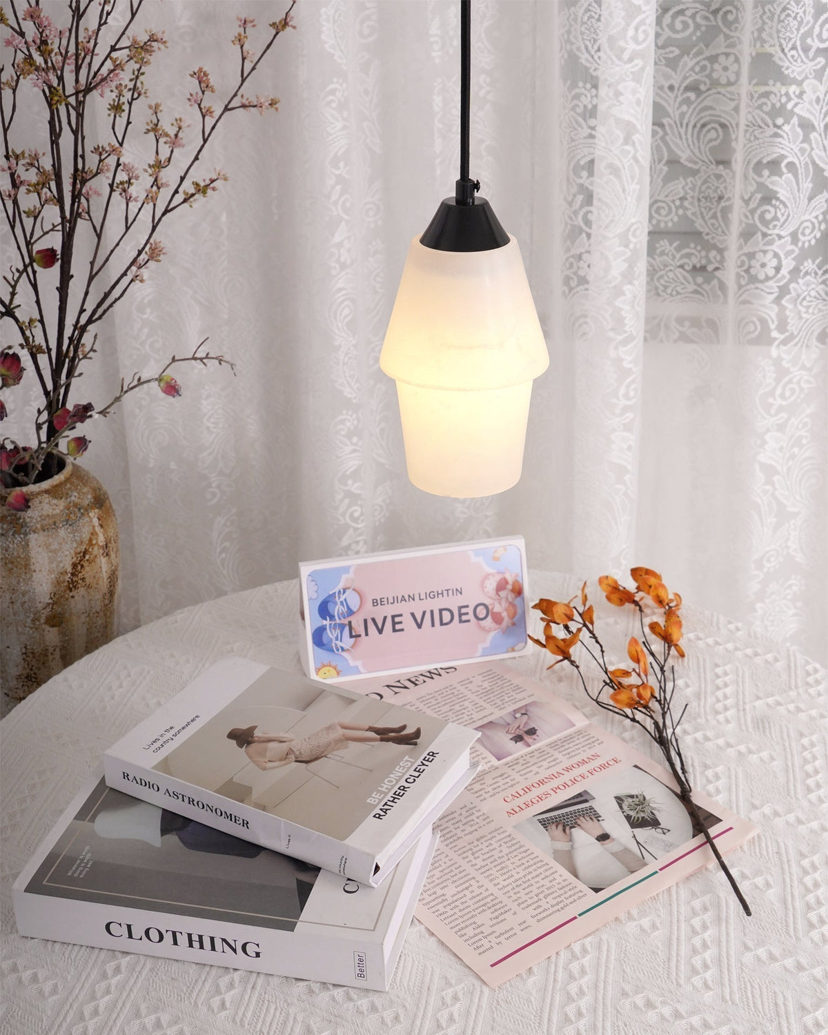 Ostara hanglamp van messing en albast