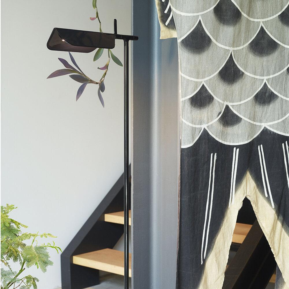 Edge Moderne Minimalistische Rechthoekige Lineaire Metalen Vloerlamp Zwart