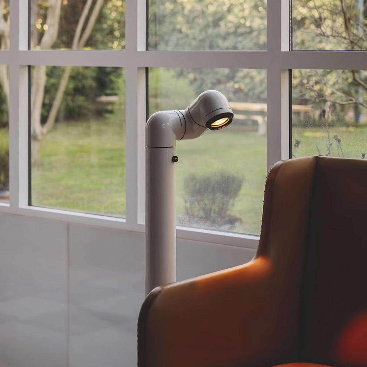 Nyor Aluminium vloerlamp