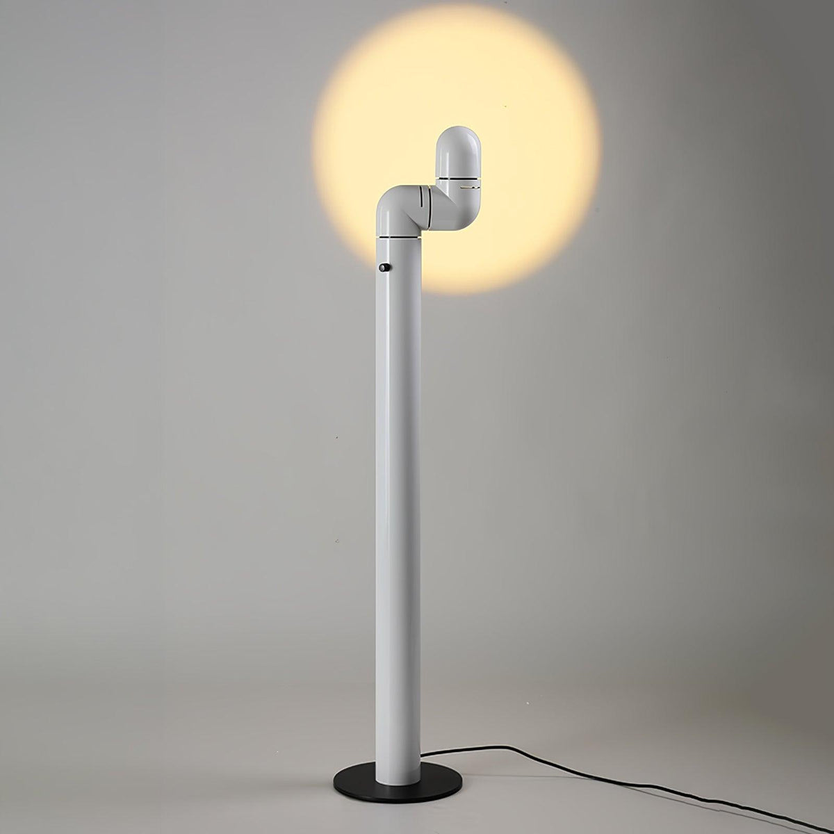 Nyor Aluminium vloerlamp