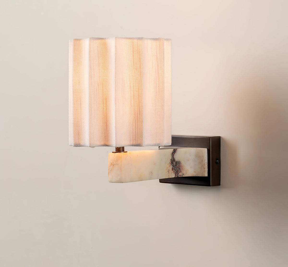 Thylor wandlamp met getextureerde kap
