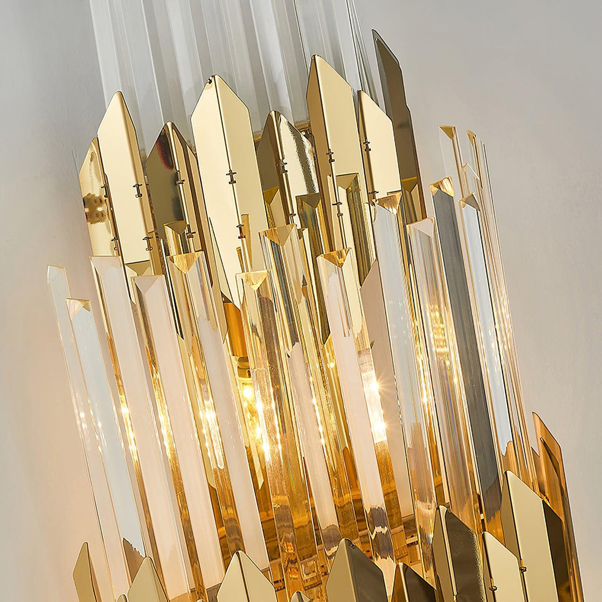 Elyoaria wandlamp met drie lagen kristal in Nordic-art stijl