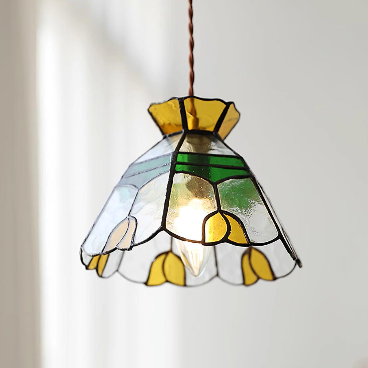 Coriva hanglamp met rookglas in mid-century stijl