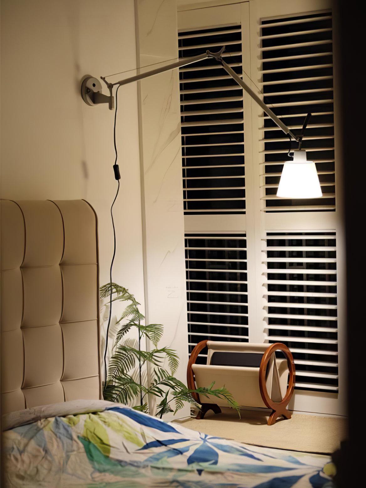 Elvinir Rocker Moderne wandlamp met stoffen kap