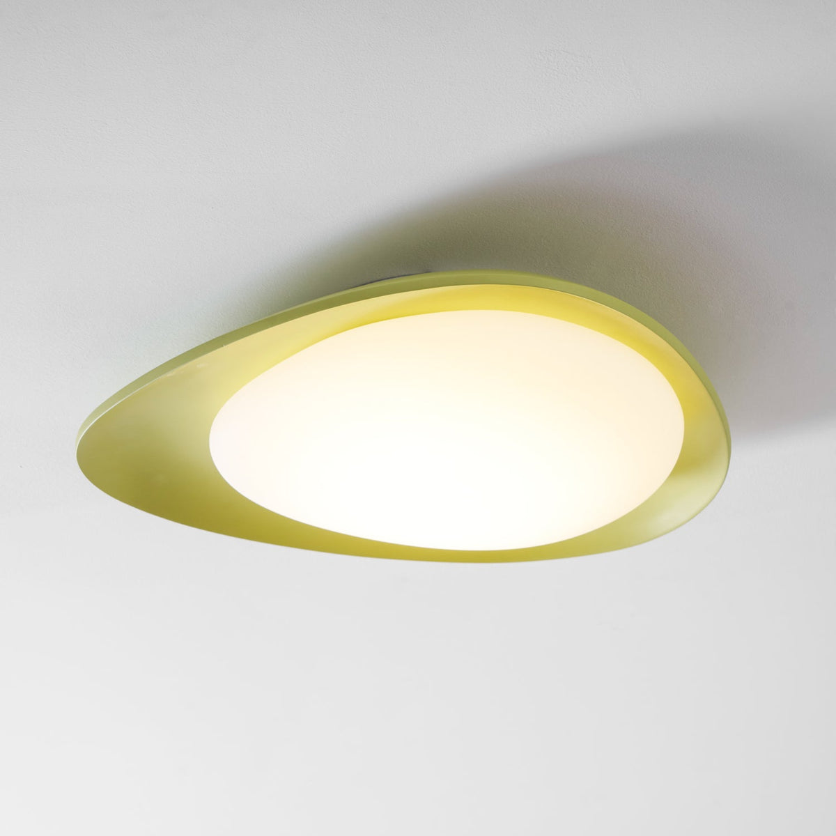 Poe hanglamp harsen ovaal zacht modern tijdloos