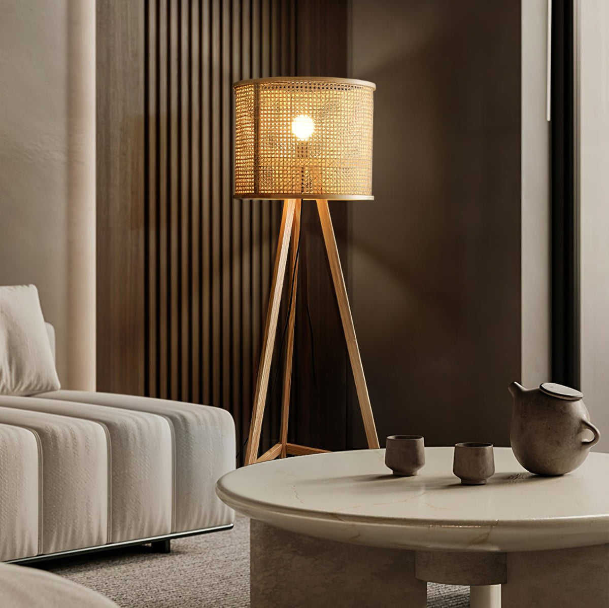 Olsolyra rotan geweven vloerlamp met driepoot en houten frame