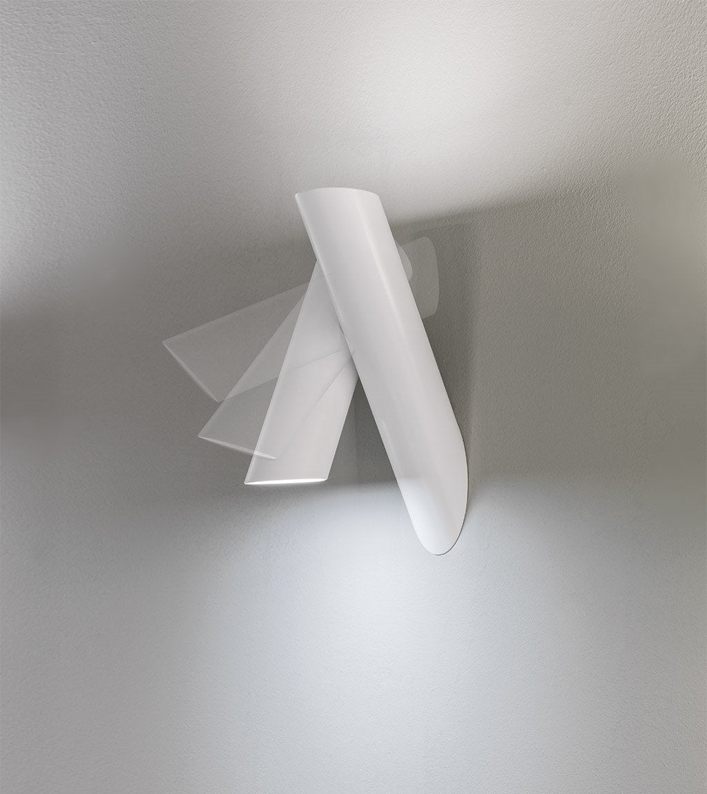 Perylis Moderne wandlamp met Minimalistische Tuben