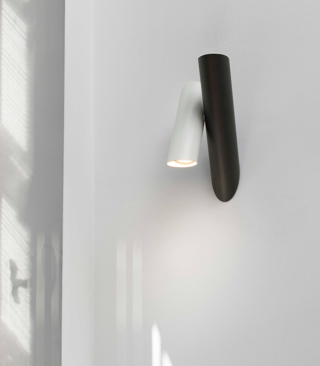 Perylis Moderne wandlamp met Minimalistische Tuben