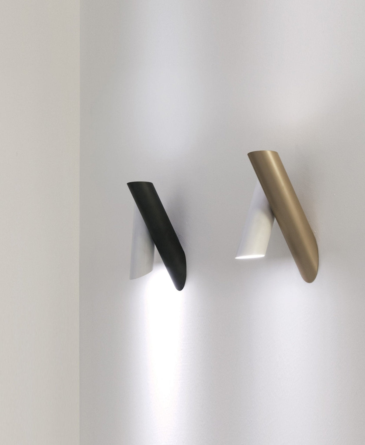 Perylis Moderne wandlamp met Minimalistische Tuben