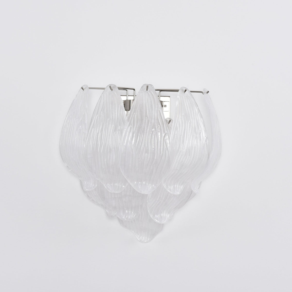 Lioriniella wandlamp Murano-glasbladeren met bloemblaadjes in cascaderende lagen met mat glas