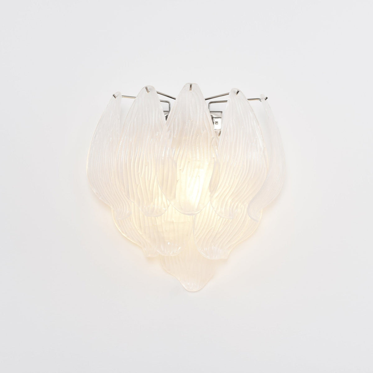 Lioriniella wandlamp Murano-glasbladeren met bloemblaadjes in cascaderende lagen met mat glas